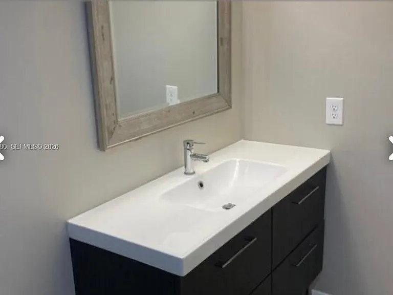 3359 Gardens East Dr #B — Photo 9