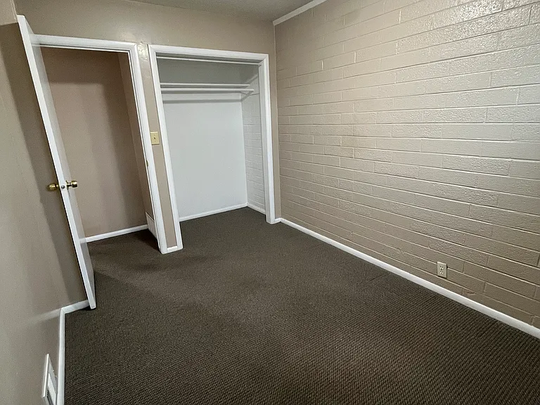 275 E Westminster Ave #1 — Photo 13