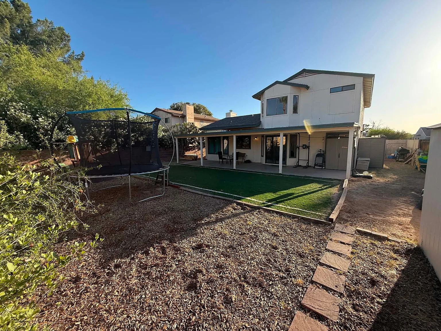 3 bed, 2.5 bath, 1619 sqft, $1,750 — Photo 2