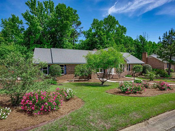 3rd image of 128 Holly Ridge Ln