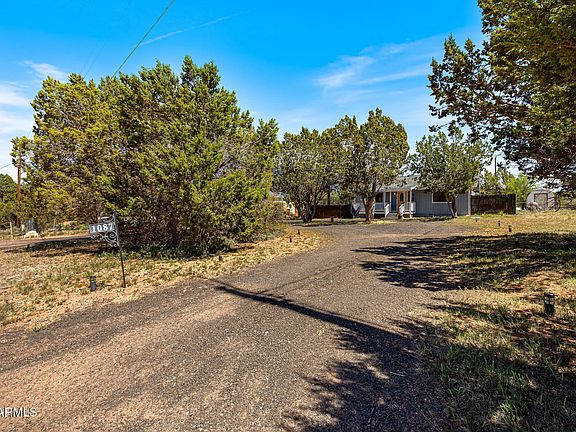 2nd image of 1087 RIM VIEW Drive