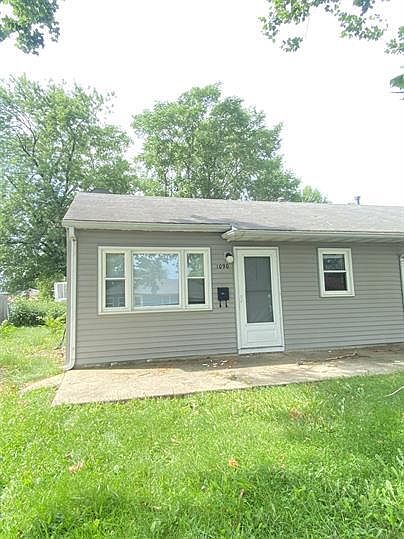 2nd image of 1090 Eastview Dr