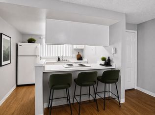 Creekwood, Seattle, WA 98198