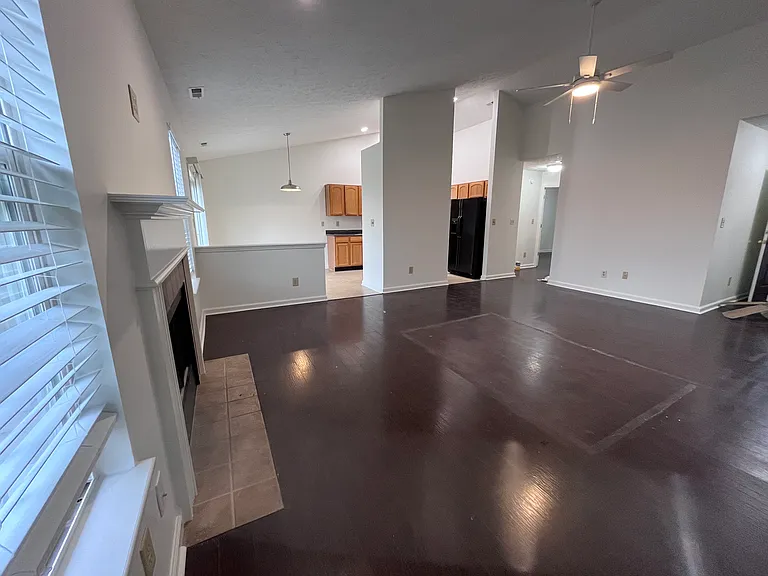 6540 Amherst Way — Photo 7