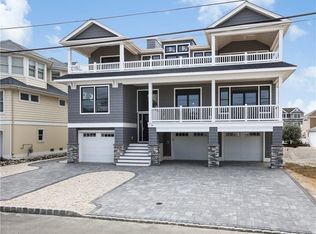 18 Burwell Ave, Brant Beach, NJ 08008