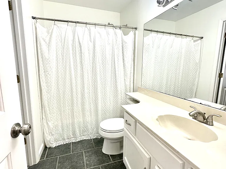 205 Lenox Way NE — Photo 17