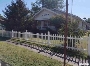 129 W Ogara St, Harrisburg, IL 62946