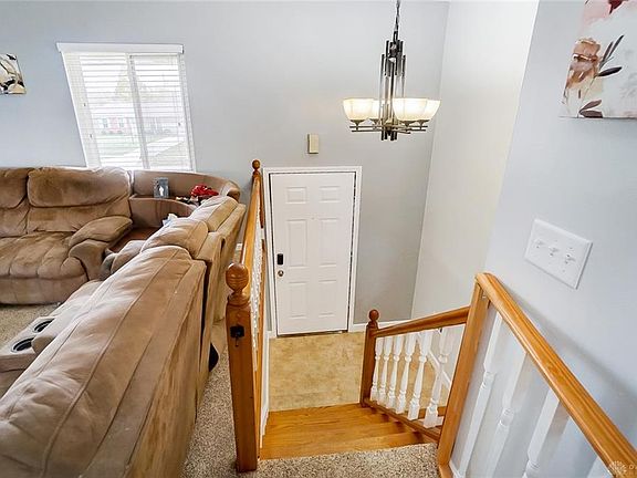 5th image of 225 Hartshorn Dr