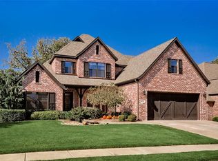 5402 S Brighton Rd, Rogers, AR 72758