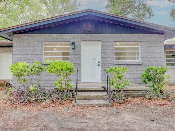 1255 PINE STREET, ALTAMONTE SPRINGS, FL 32701