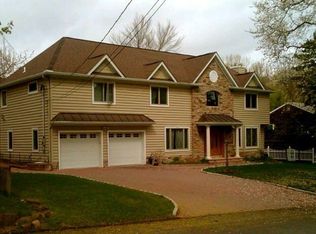 44 Guy St, Harrington Park, NJ 07640