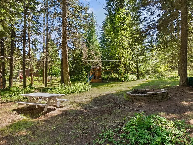 12773 N Hauser Lake Rd — Photo 31
