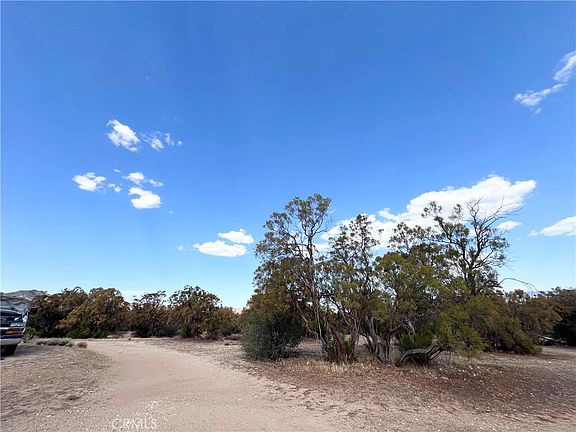 3rd image of 45080 Terwilliger Rd