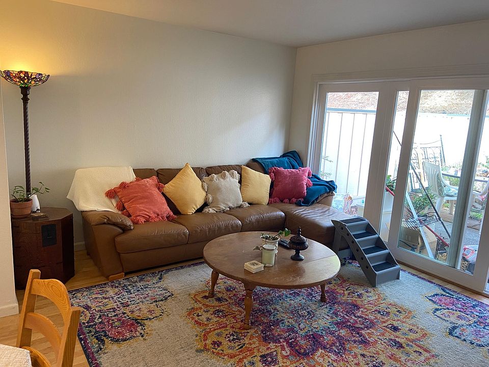 1st image of 1136 Terra Nova Blvd