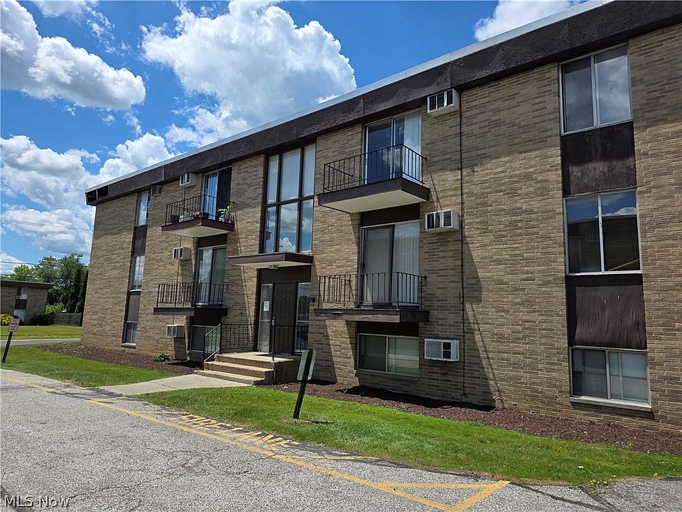 1st image of 16101 E Maple Park Dr #12B