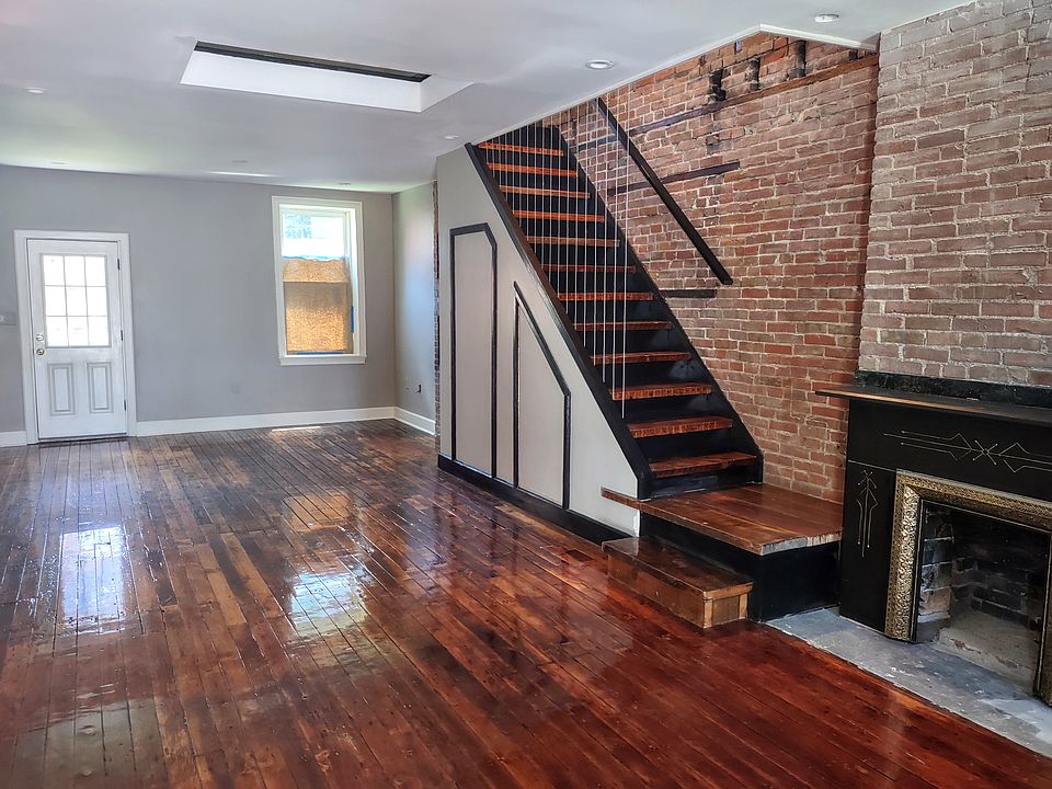 1st floor open floor plan