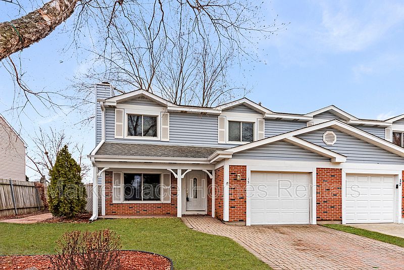 1st image of 15 Brittany Ln