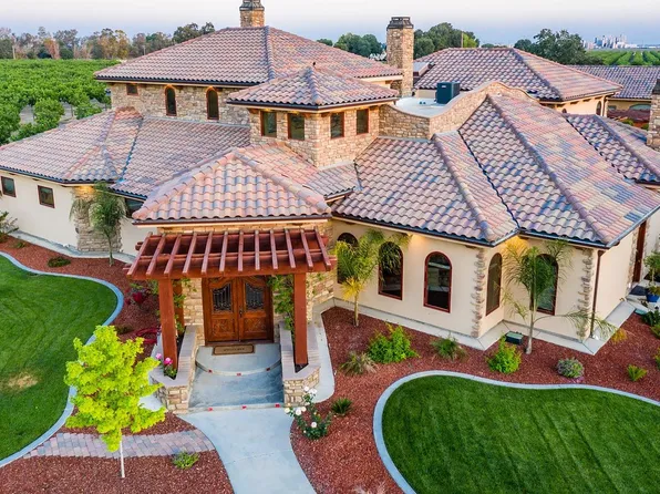 20071 W Glendale Ave, Lemoore, CA 93245