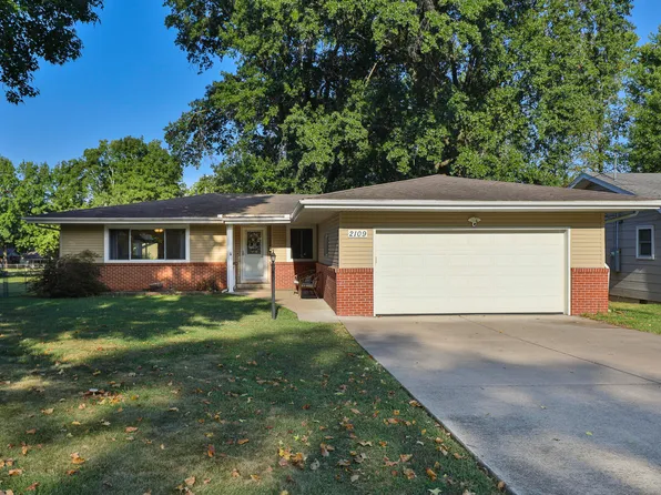2109 S Kimbrough Avenue, Springfield, MO 65807