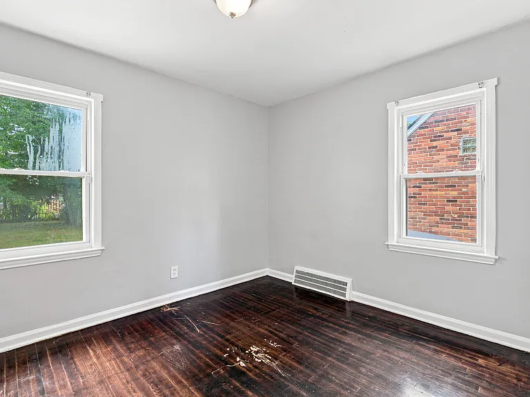 10462 Duprey St — Photo 22