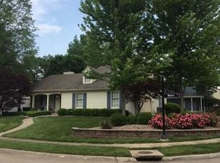 1607 Duke St, Edwardsville, IL 62025