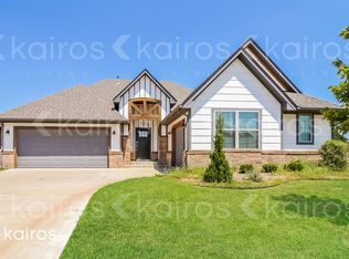 6141 Oxnard St, Edmond, OK 73034