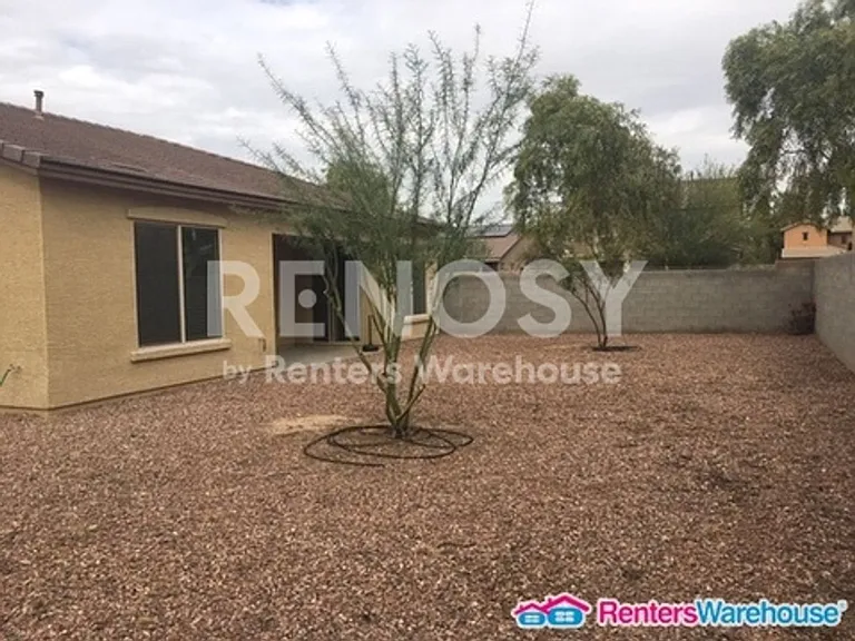 2277 S 169th Dr — Photo 17