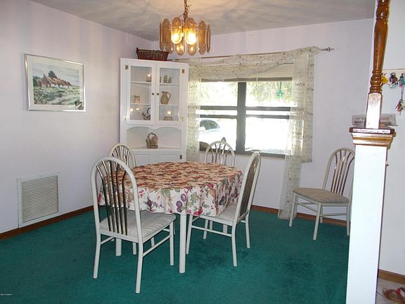 4th image of 3439 Country Manor Dr