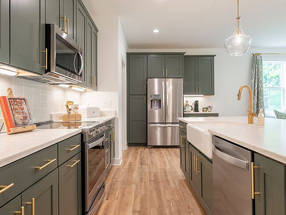 7th image of this home