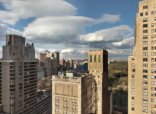 5th image of 157 W 57th St APT 34B