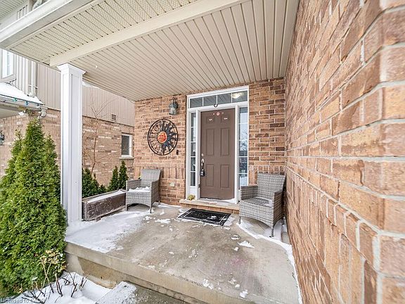 4th image of 3 Creighton Ave