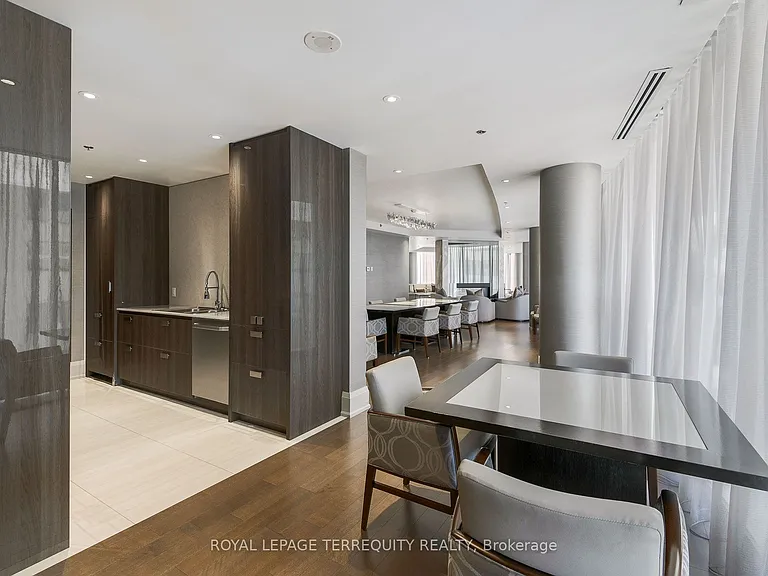 88 Davenport Rd #1704 — Photo 41