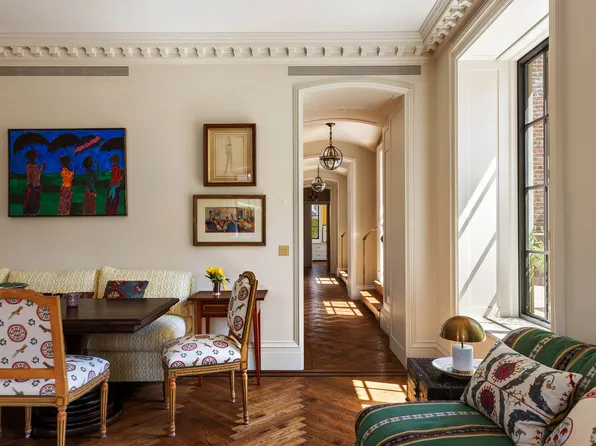 150 East 73rd Street image 7 of 28