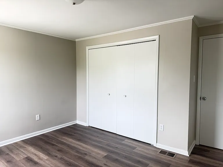 1117 Kosciusko Blvd #2 — Photo 9