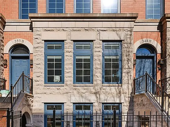 350 W Huron St #A, Chicago, IL 60654