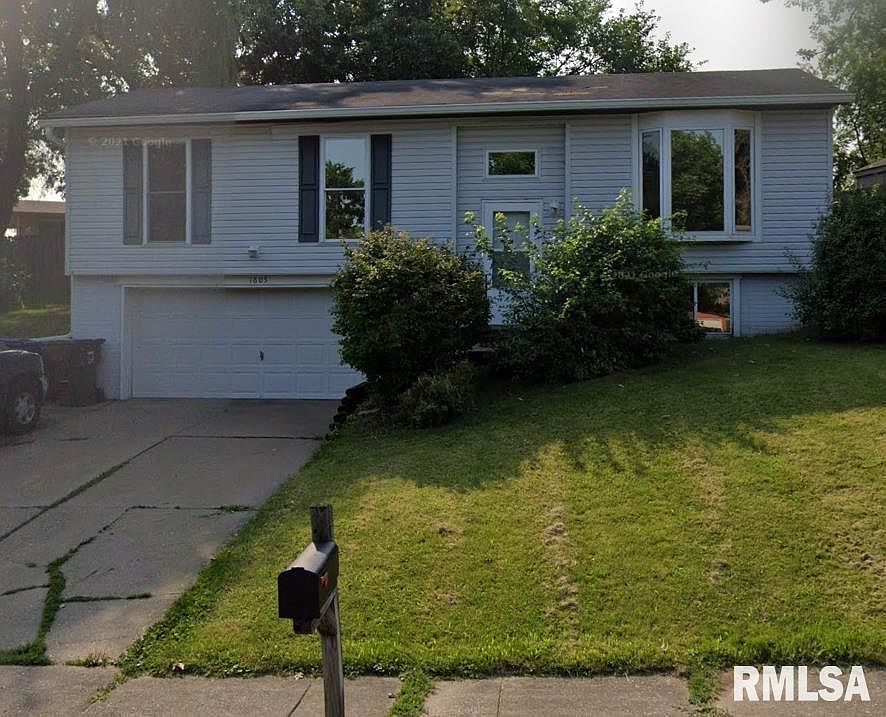 1st image of 1605 Emerald Dr