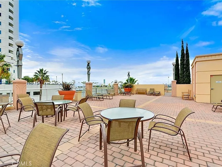 488 E Ocean Blvd #507 — Photo 21