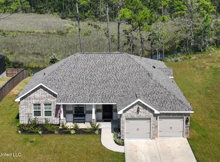 2926 Juliette Dr, Ocean Springs, MS 39564