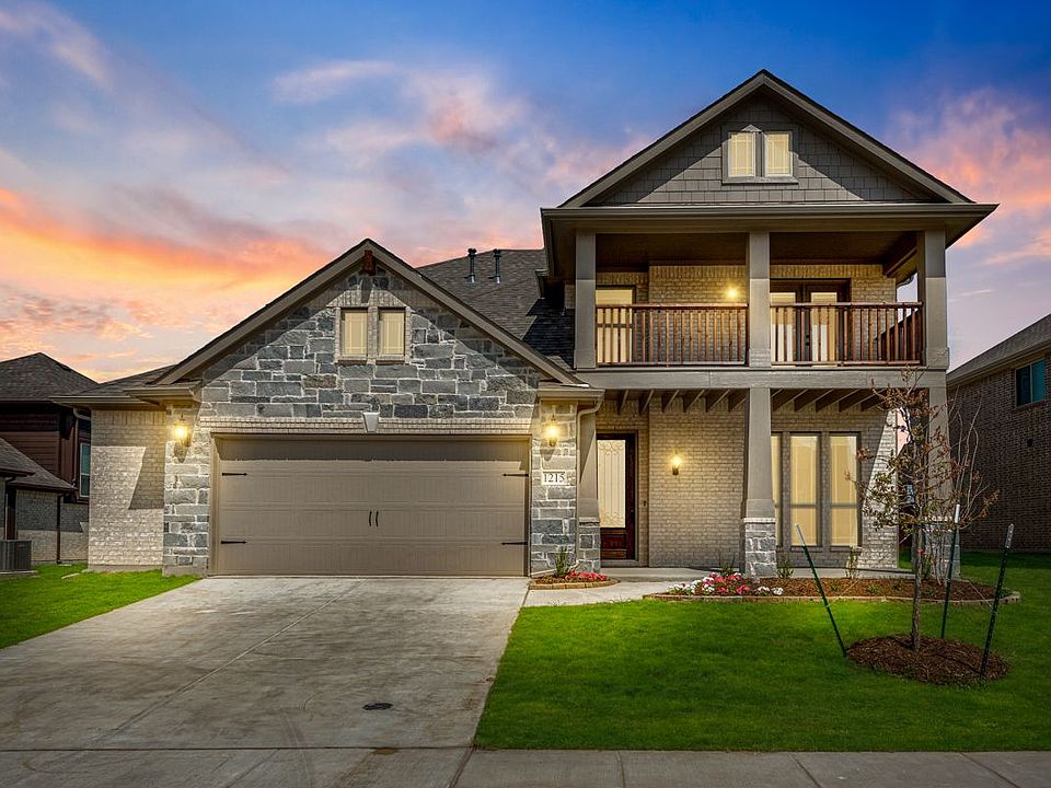 1st image of 1215 Stoneleigh Pl