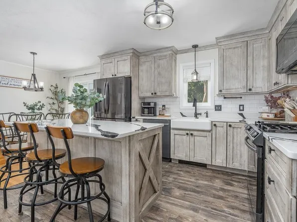 269 Old Bay Road, New Durham, NH 03855