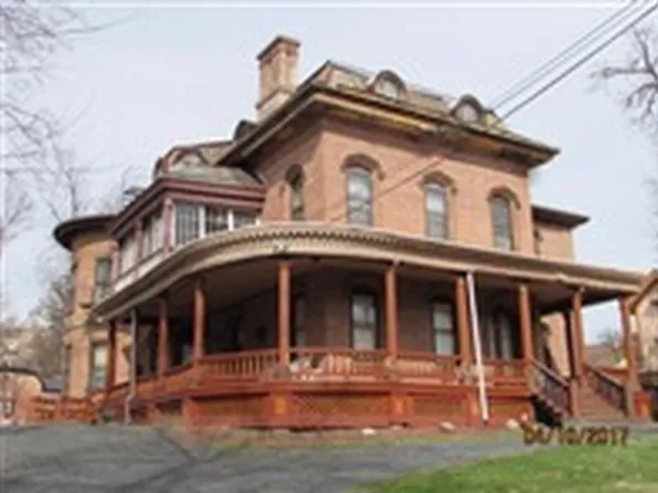 317 Grand St