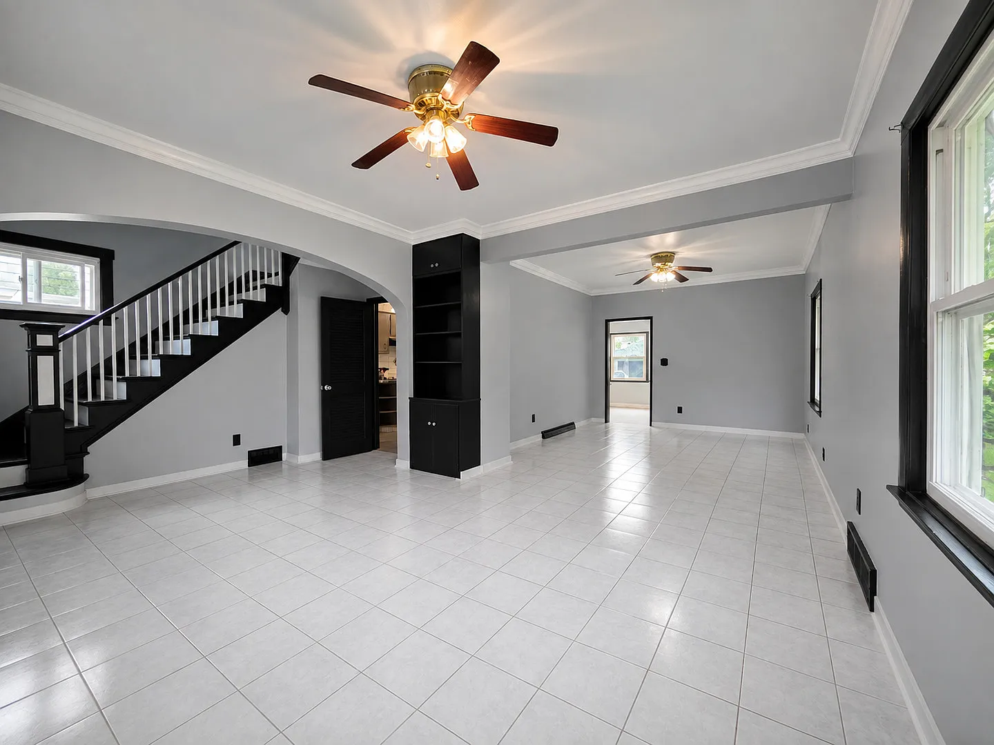 3 bed, 1430 sqft, $2,500 — Photo 4