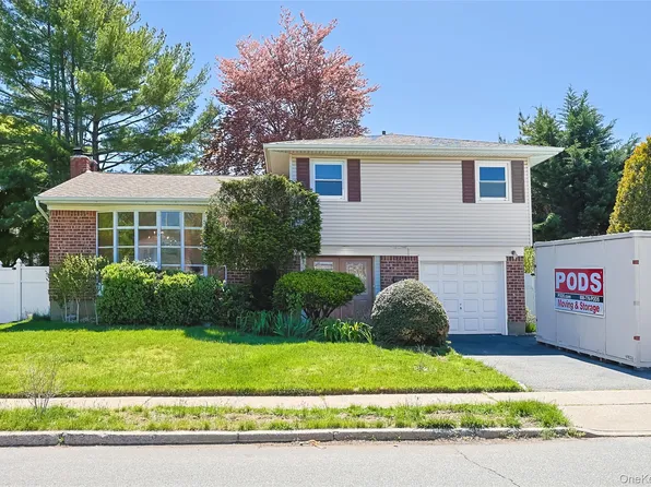 29 Edna Drive, Syosset, NY 11791