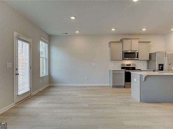 6th image of this home