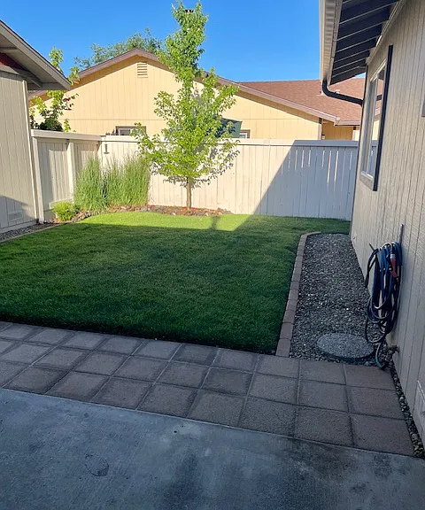 750 Robin Dr #B — Photo 4