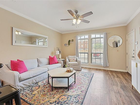 3rd image of 305 Holleman Dr E APT 504