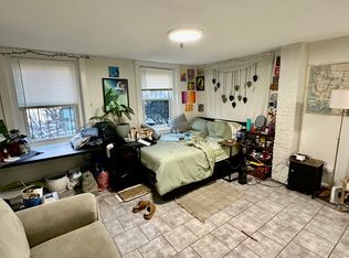 19 Concord Sq #1, Boston, MA 02118