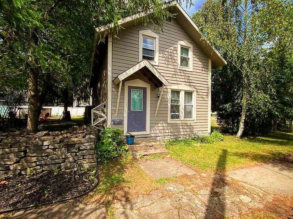1st image of 303 Williams Dr