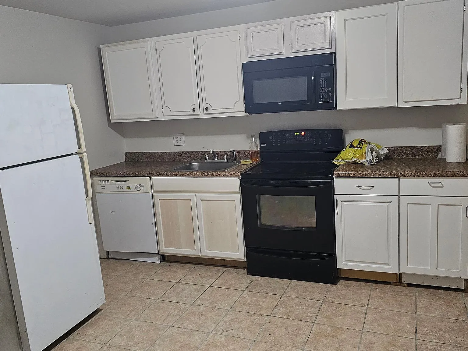 11005 Lake Deborah Ct — Photo 2