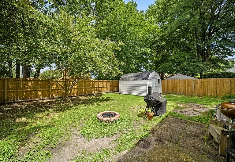 1119 Mill Lake Quarter — Photo 31